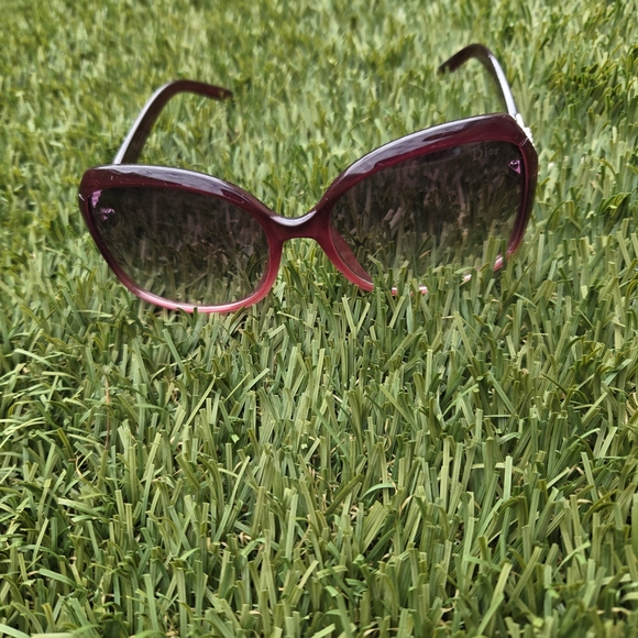 Dior Accessories - Women's Oversized Sunglasses - Burgundy Frame